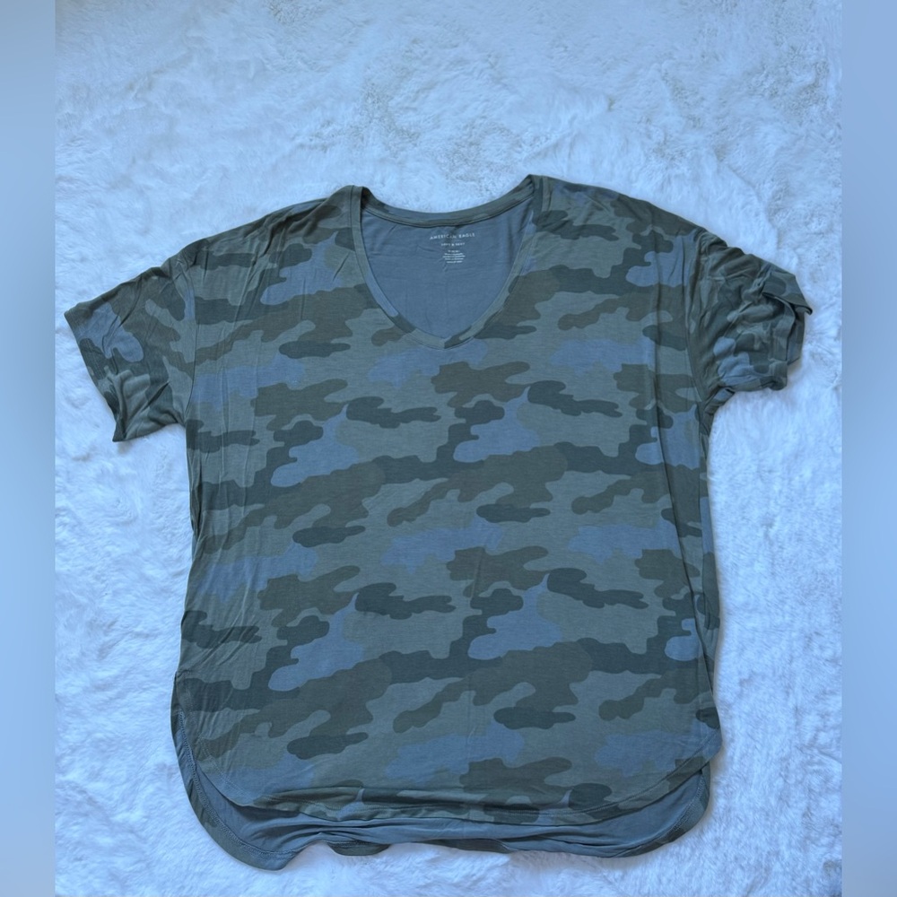 AE Camouflage V-Neck T-Shirt